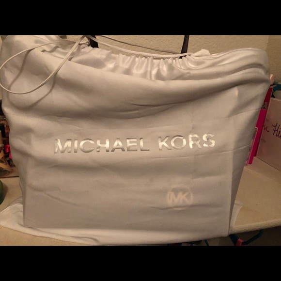 Michael kors handbag - Picture 1 of 4